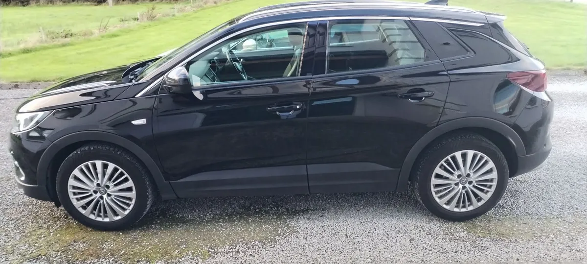 Opel Grandland X 2019 - Image 6