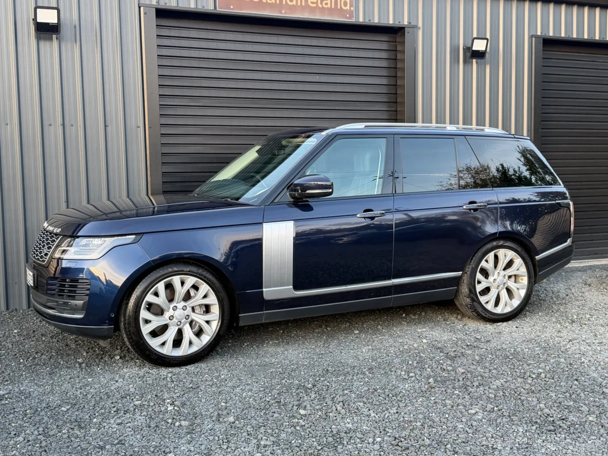 182 Land Rover Range Rover - Image 3