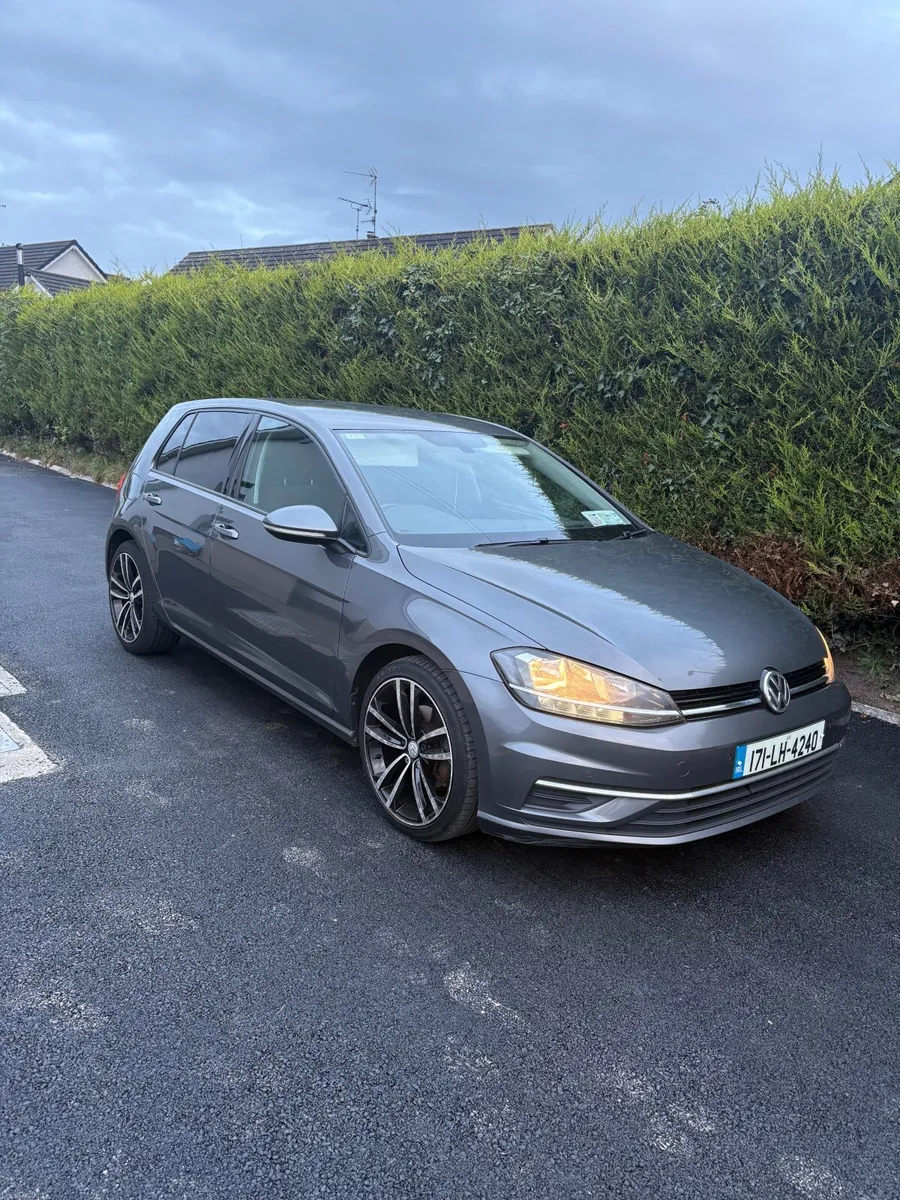 Volkswagen Golf 2017 - Image 1
