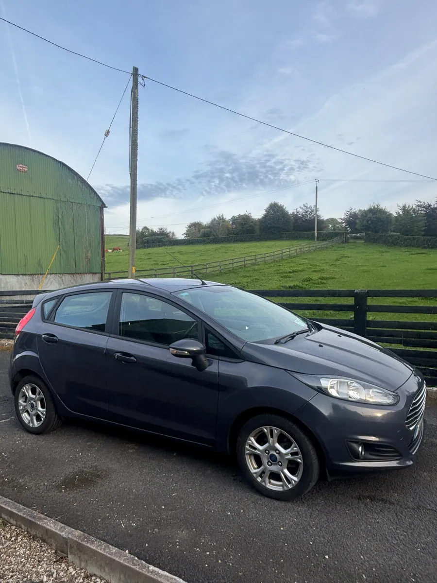 Ford Fiesta 2015 - Image 5
