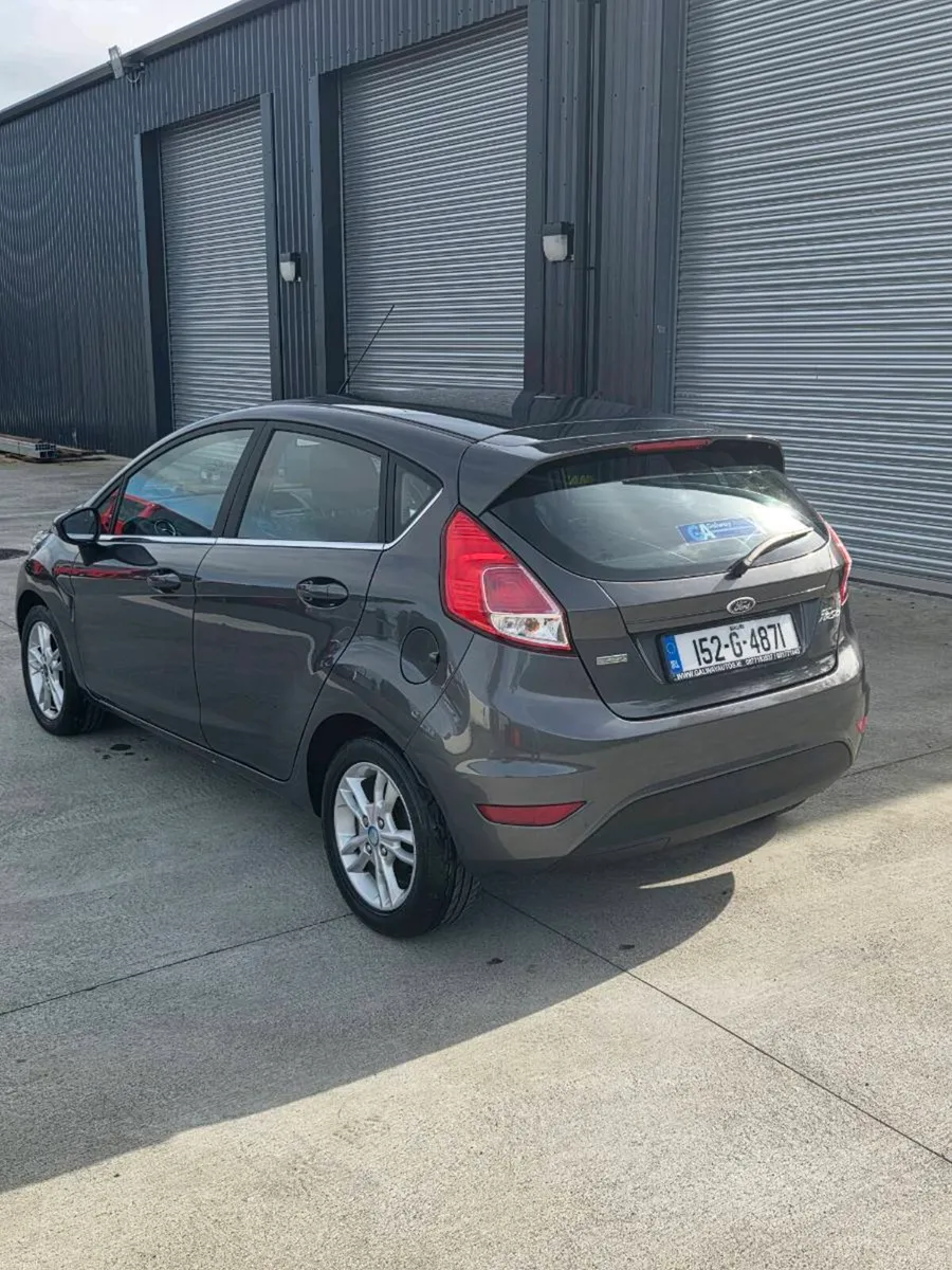 FORD FIESTA ZETEC - Image 5