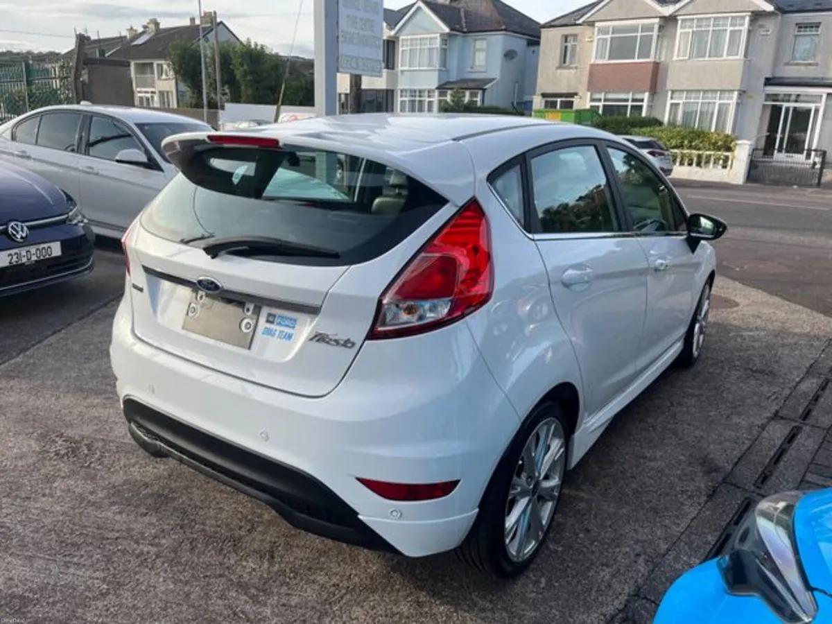 Ford Fiesta Zetec S auto - Image 3