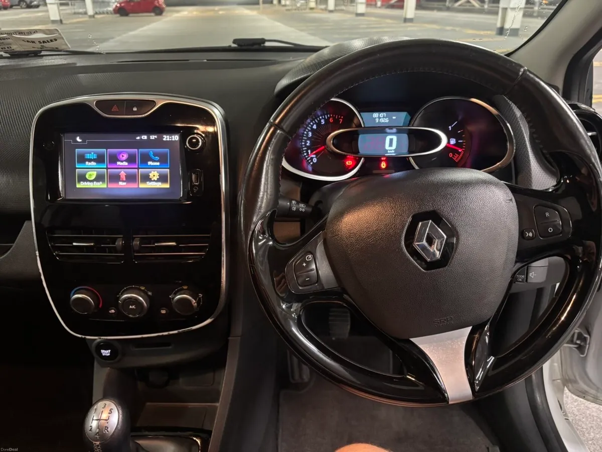 Renault Clio Dynamique Nav 1.1L Petrol *Fresh NCT* - Image 6