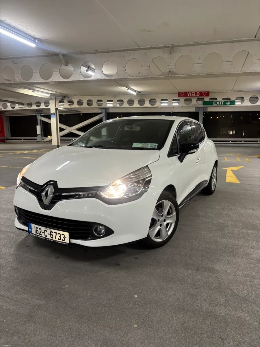 Renault Clio Dynamique Nav 1.1L Petrol *Fresh NCT* - Image 1