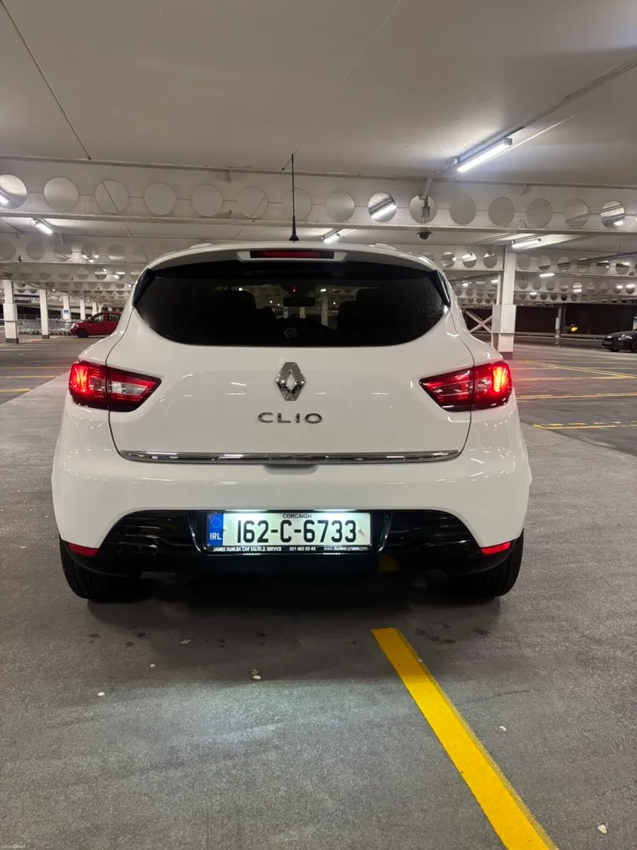 Renault Clio Dynamique Nav 1.1L Petrol *Fresh NCT* - Image 3