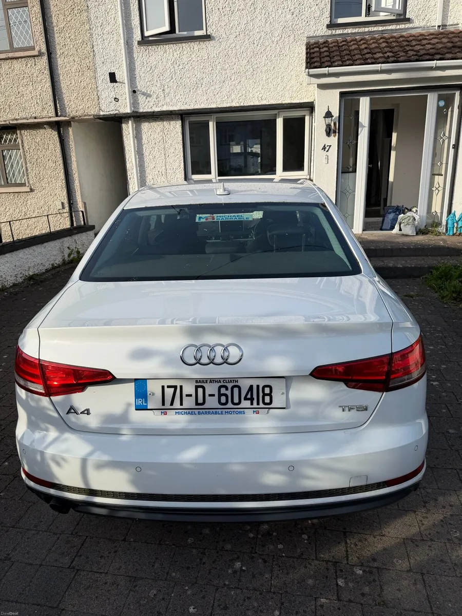 Car - Image 3