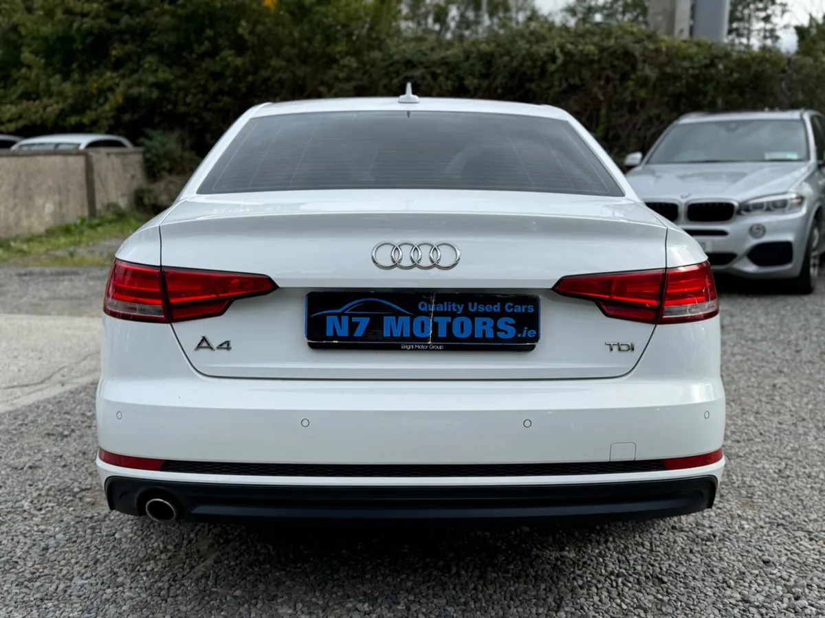 2017 Audi A4 LIMOUSINE 2.0 TDI 150 S LINE - Image 4