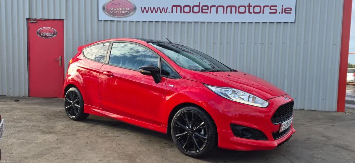 Ford Fiesta st-line 1.0 eco 140bhp race red - Image 2