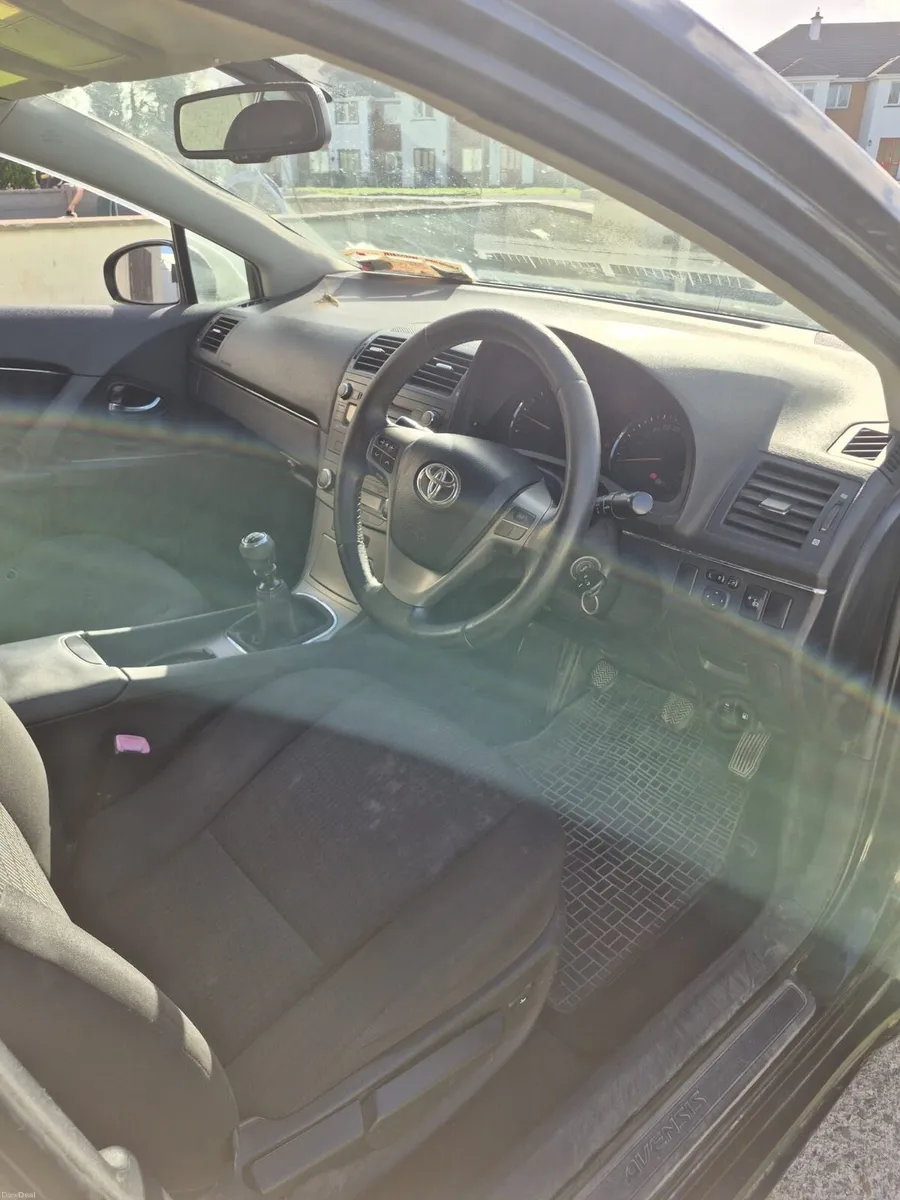 Toyota Avensis - Image 6