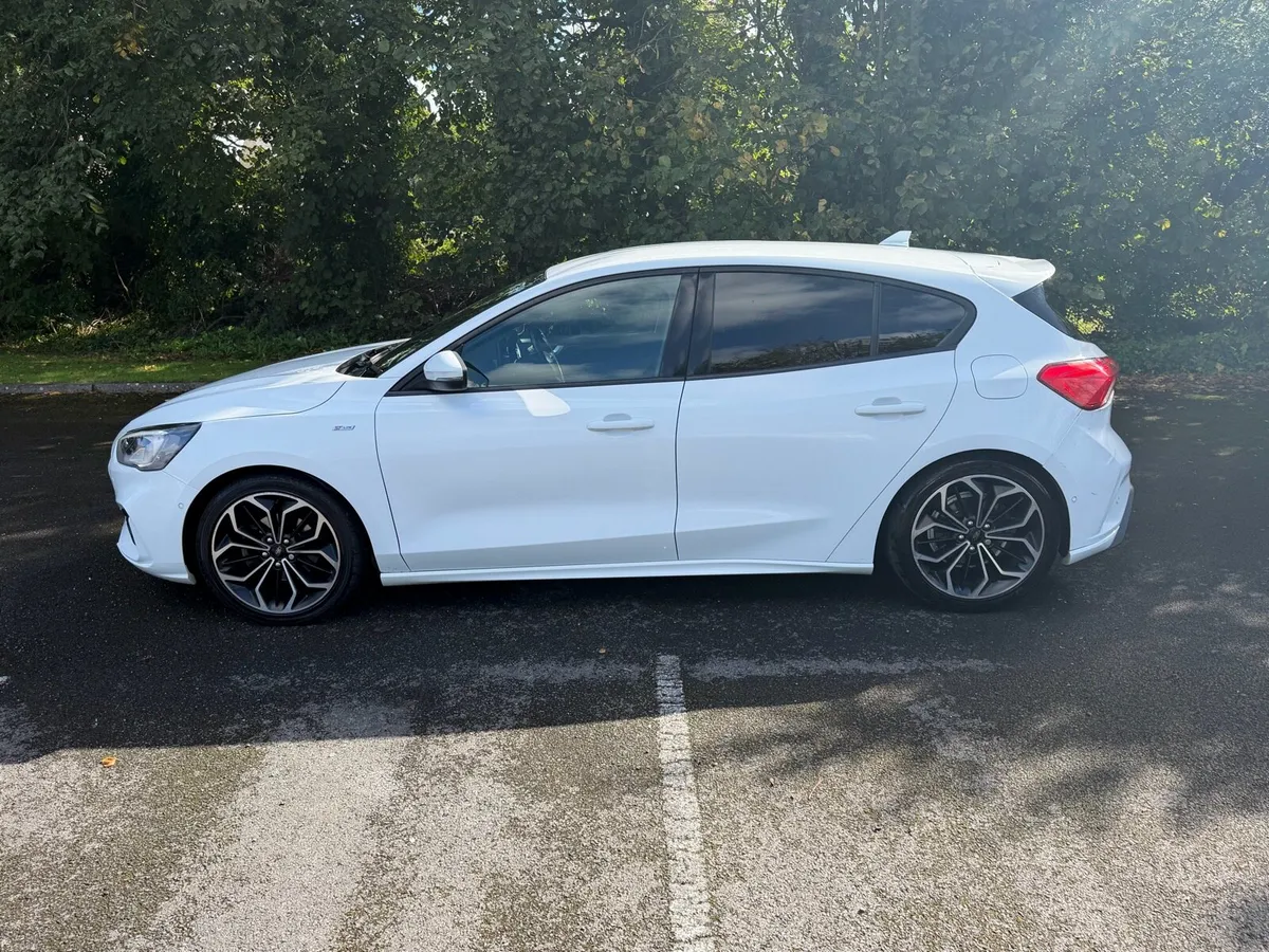 Ford focus ST line - Image 2
