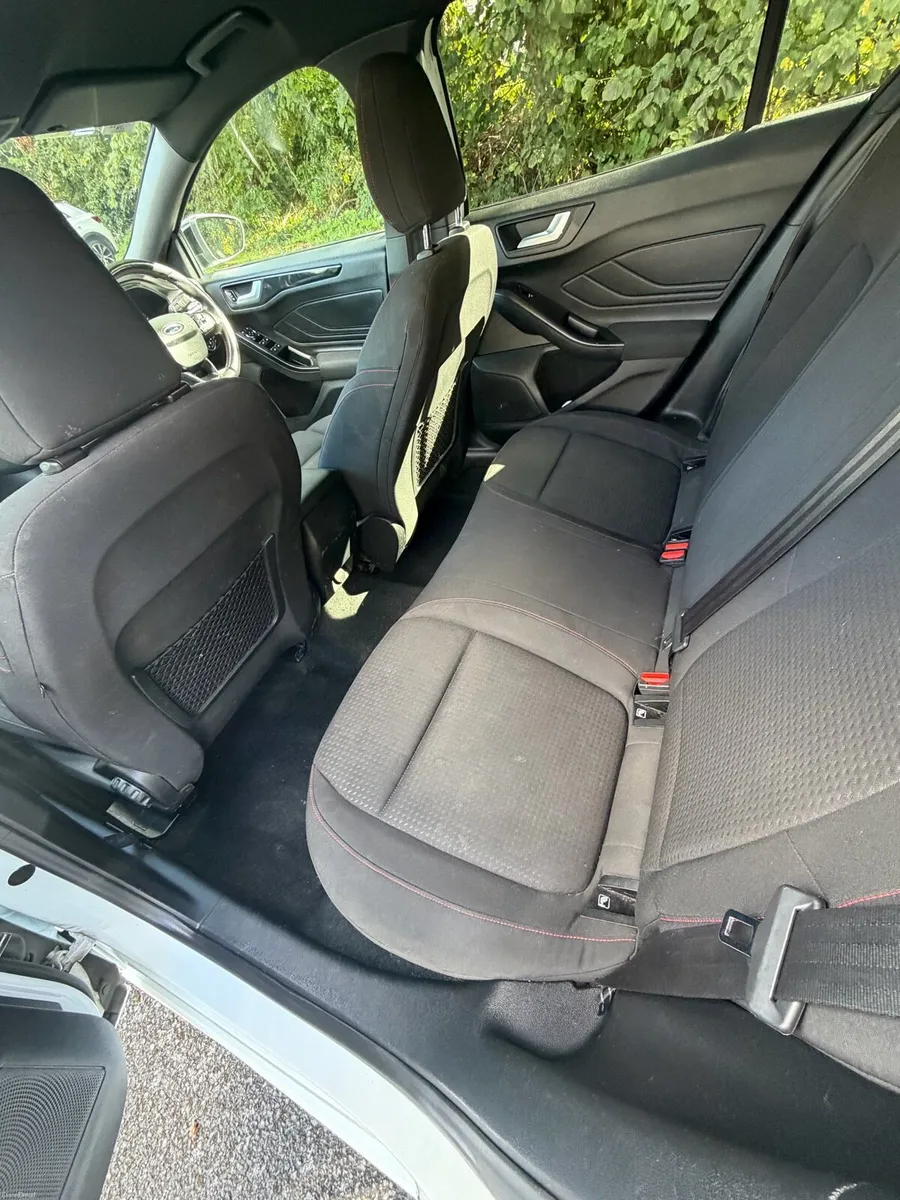 Ford focus ST line - Image 6