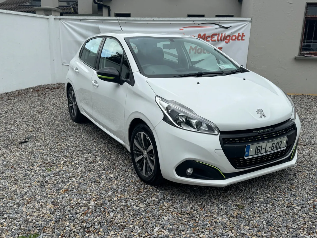 2016 Peugeot 208 - Image 1