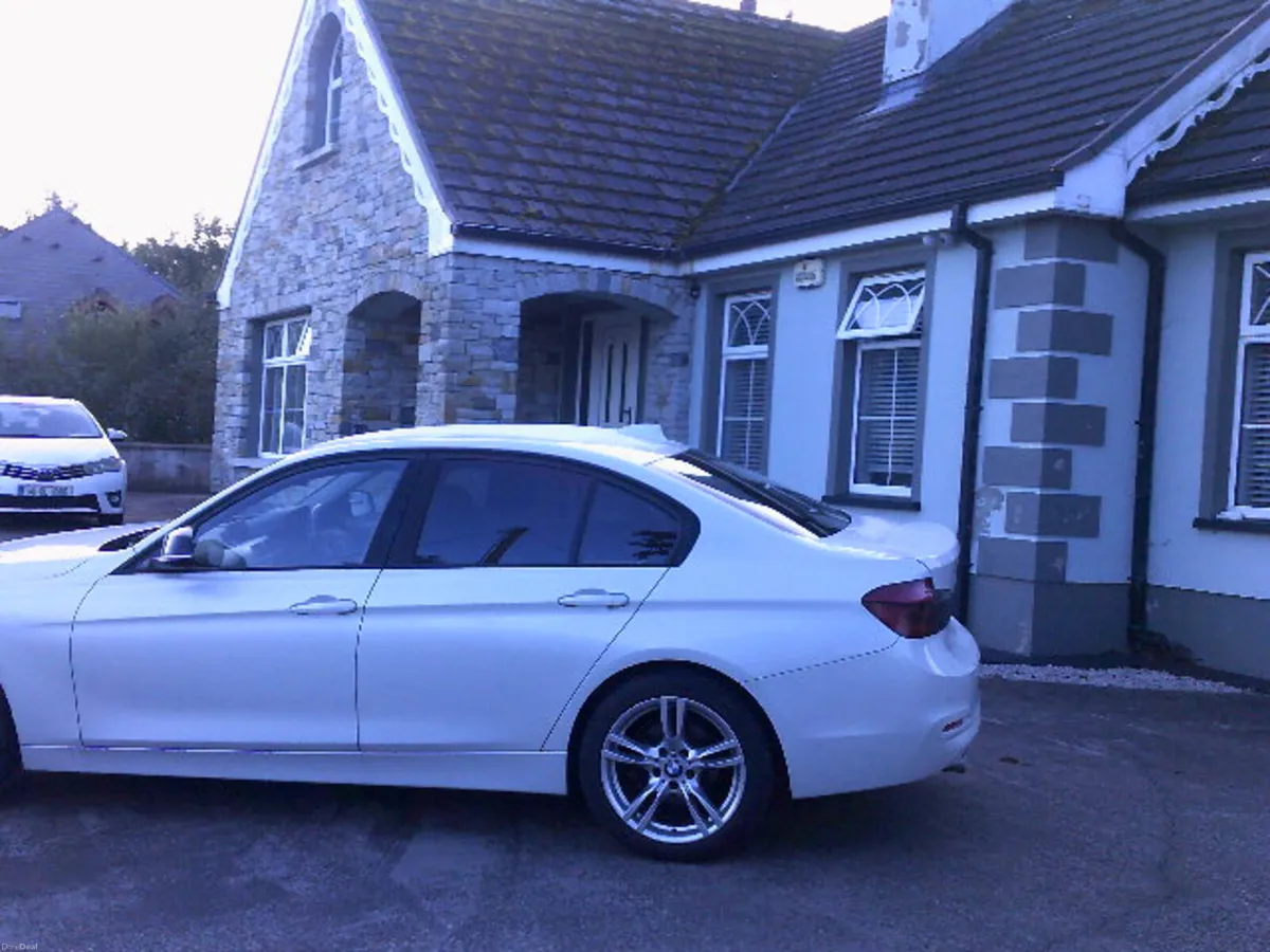 BMW 3-Series 2016 - Image 6