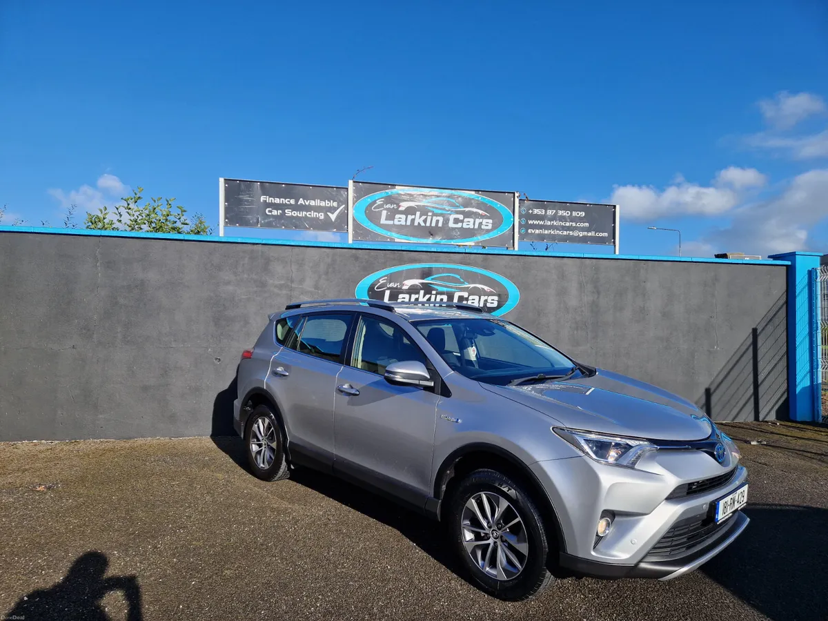 181 Toyota RAV4 Self Charging Hybrid Automatic - Image 3
