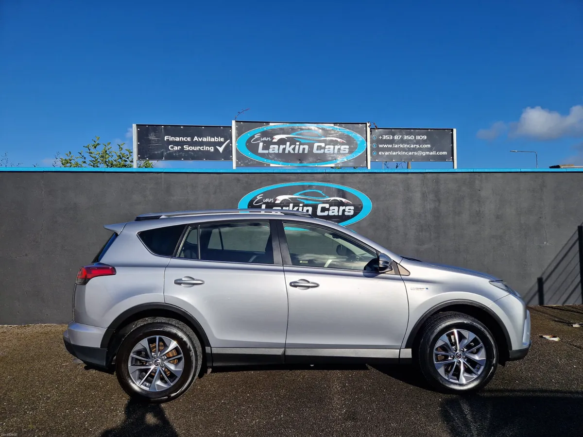 181 Toyota RAV4 Self Charging Hybrid Automatic - Image 4