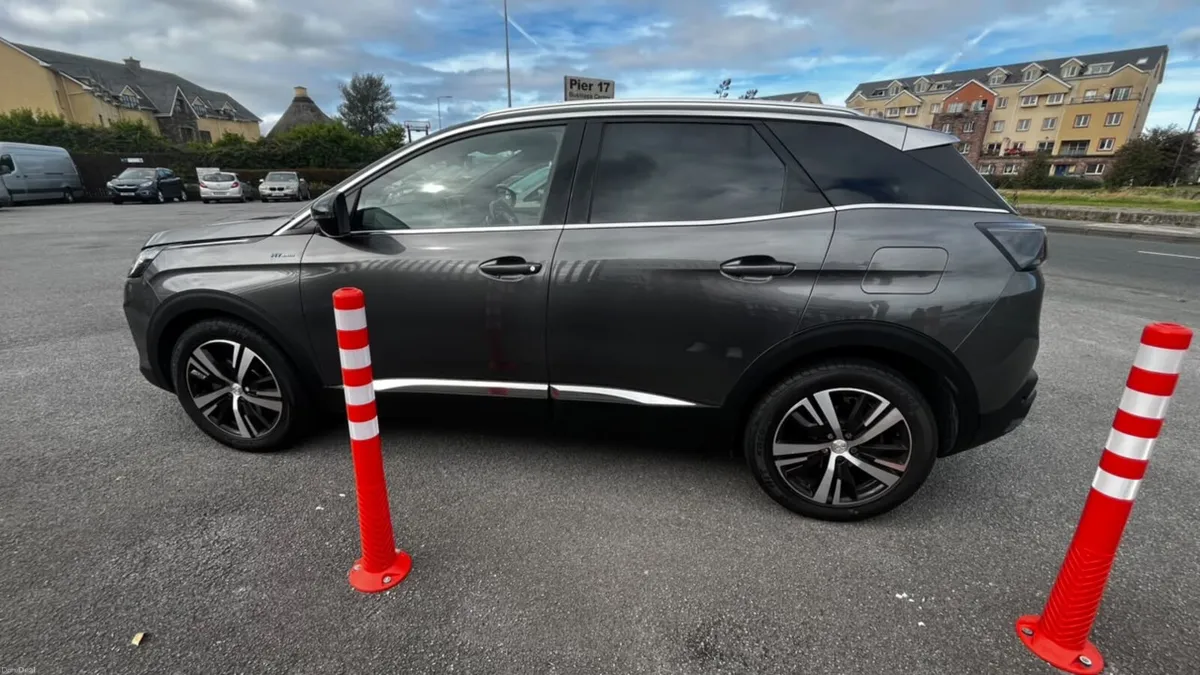 Peugeot 3008 2022 - Image 5