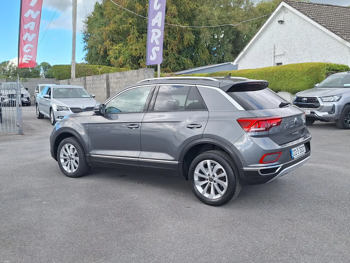 Volkswagen T-Roc 1.5 Automatic *Heat Seats/Camera - Image 4