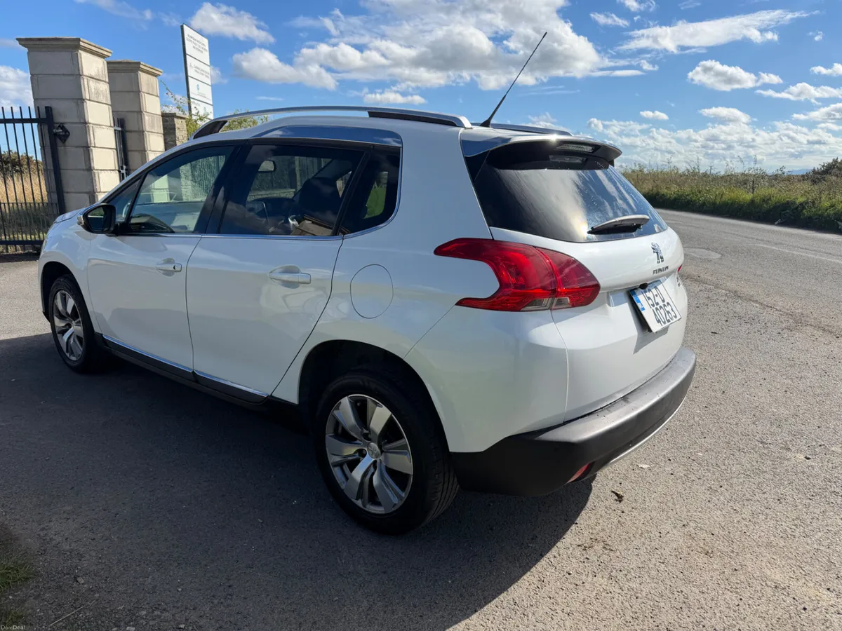 152 Peugeot 2008 Petrol 1.2 Automatic Low Mileage - Image 5