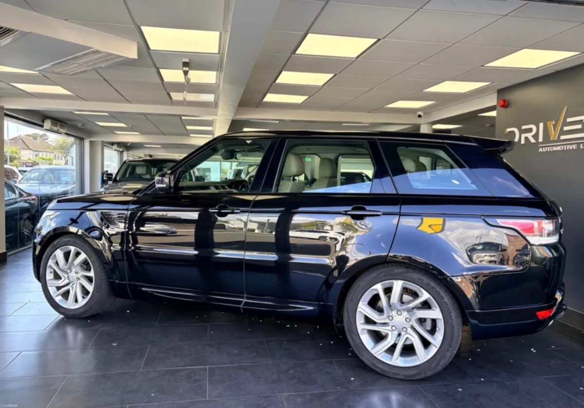 Land Rover Range Rover Sport SE 3.0 TDV6 2017 - Image 4
