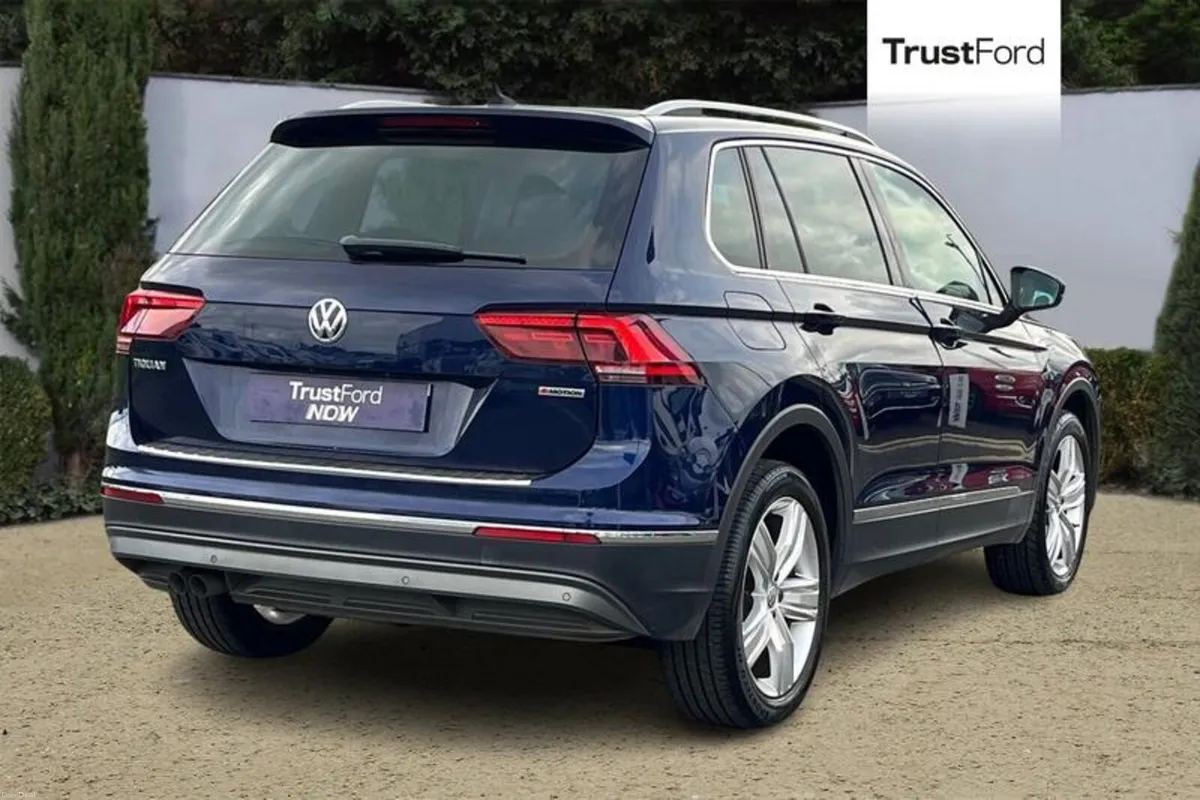 Volkswagen Tiguan 2.0 TDi 150 SEL 5dr - PANORAMIC - Image 4