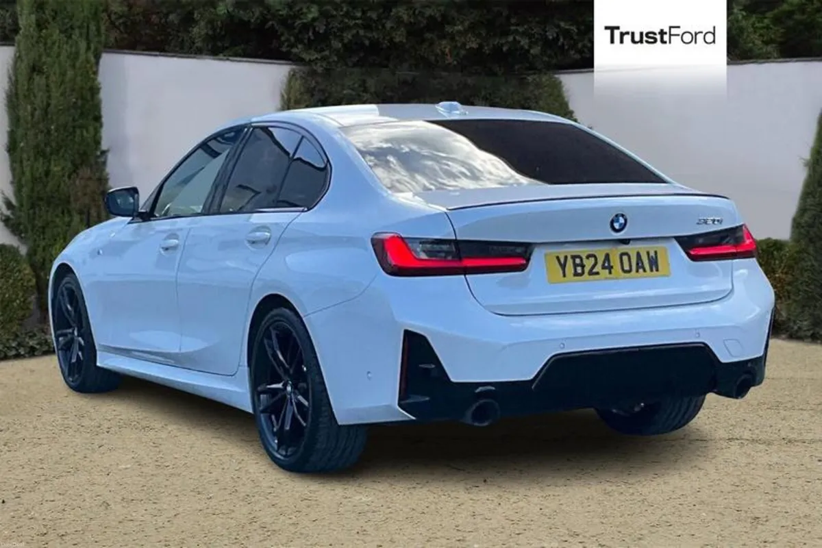 BMW 3-Series 320i M Sport 4dr Step Auto [Pro Pack] - Image 2