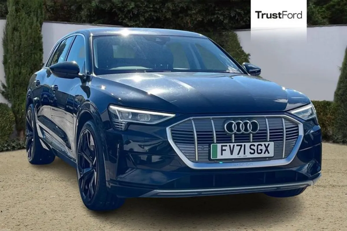 Audi e-tron 50 Technik SUV 22'' SQ5 ALLOYS  Auto q - Image 1