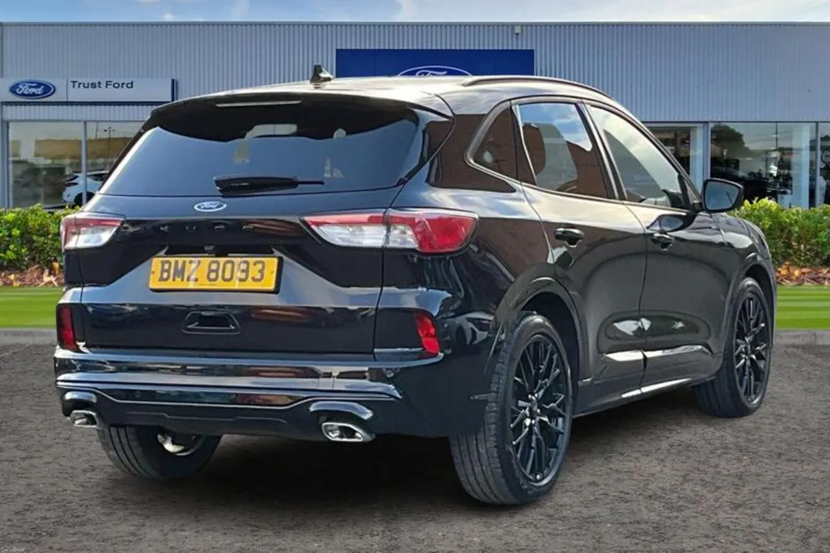 Ford Kuga 1.5 EcoBoost 150 Black Package Edition 5 - Image 4