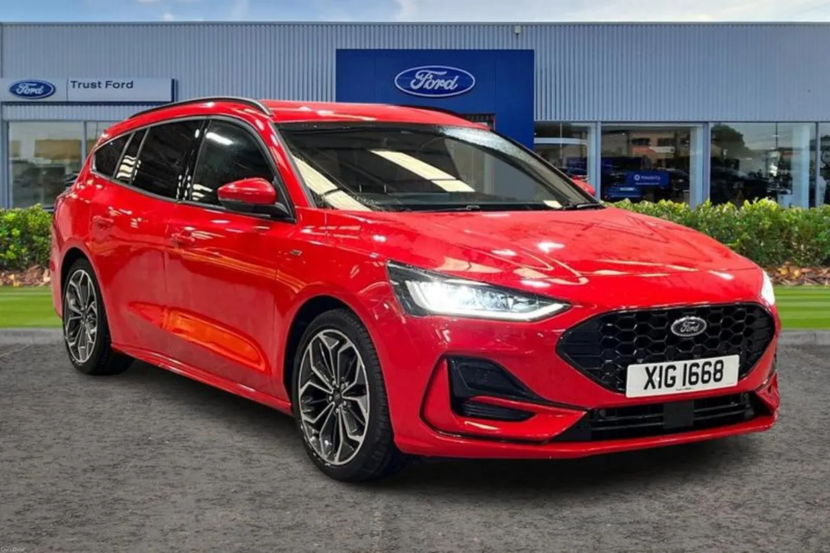 Ford Focus 1.0 EcoBoost Hybrid mHEV 155 ST-Line X - Image 1