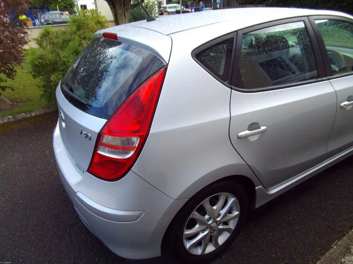 Hyundai i30 2011 - Image 3