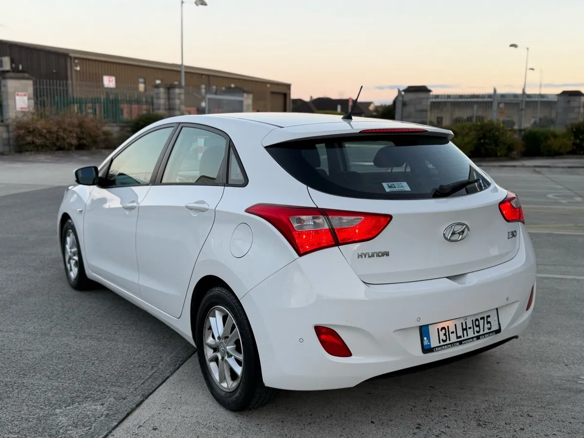 2013 hyundai i30 €2700 1.6diesel with new nct 5/27 - Image 4