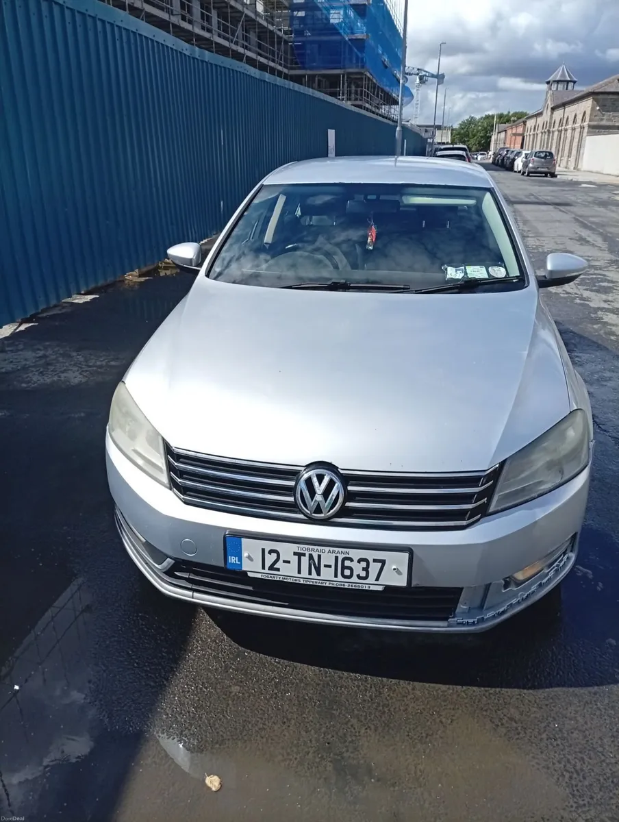 Volkswagen Passat 2012 - Image 5
