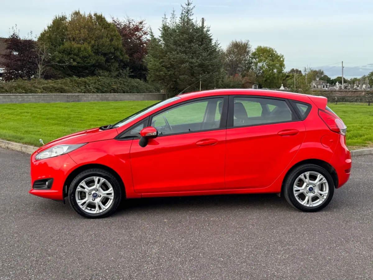 Ford Fiesta MCA ZETEC 1.25 60PS M5 4DR - Image 6