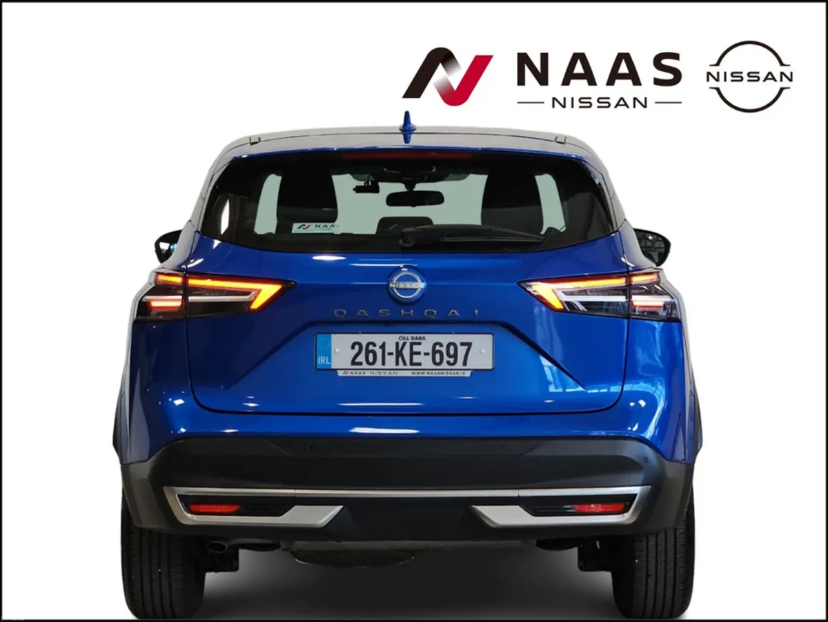 Nissan Qashqai 1.3 MHEV SV MY24 4DR - Image 5