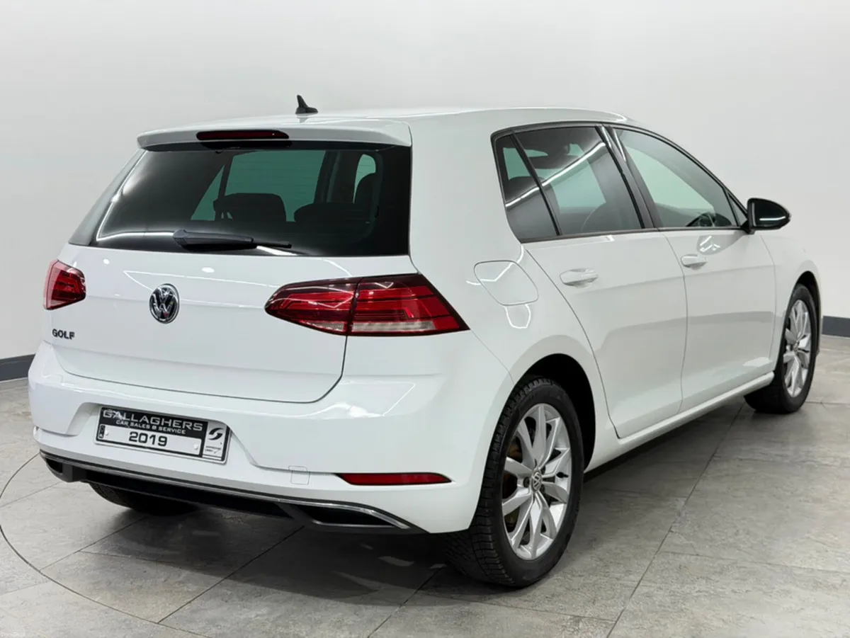 Volkswagen Golf 1.2 TSI COMFORT LINE TECH EDITION - Image 4