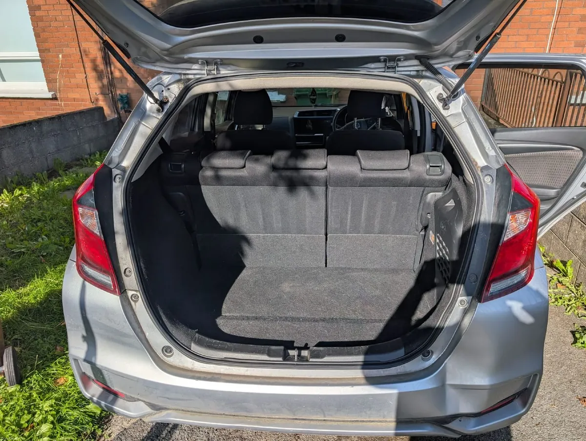 Honda Fit 2017 - Image 4