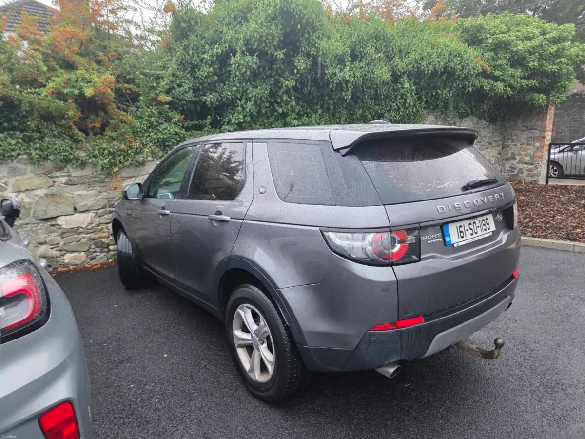 Car - Image 3