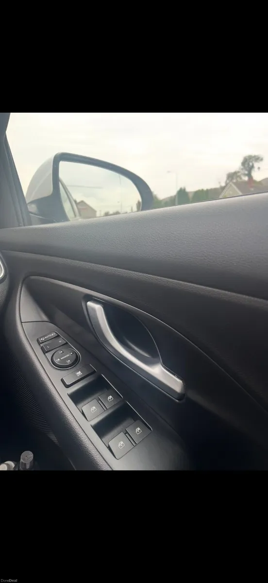 Hyundai i30 2017 - Image 3