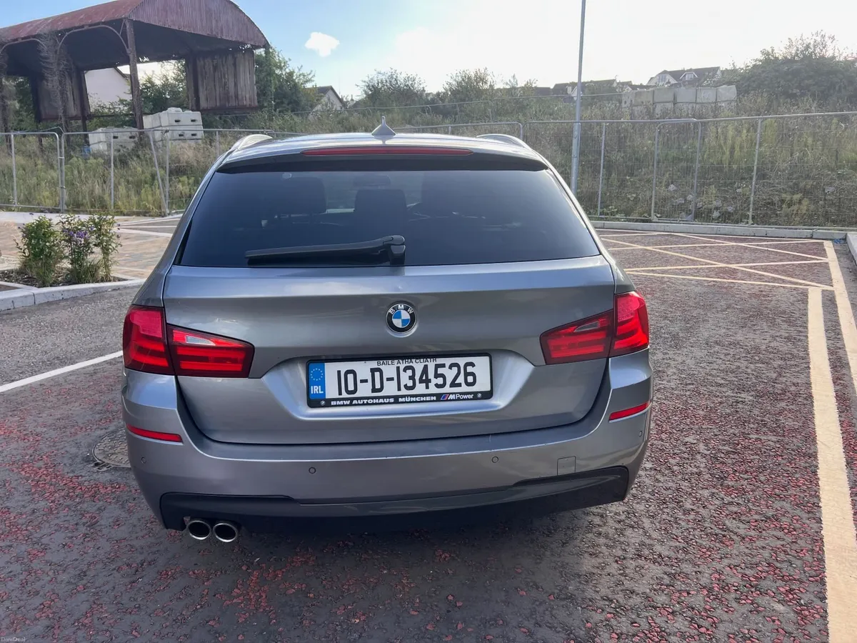 BMW 5-series 520d M Sport Touring F11 2010 - Image 4