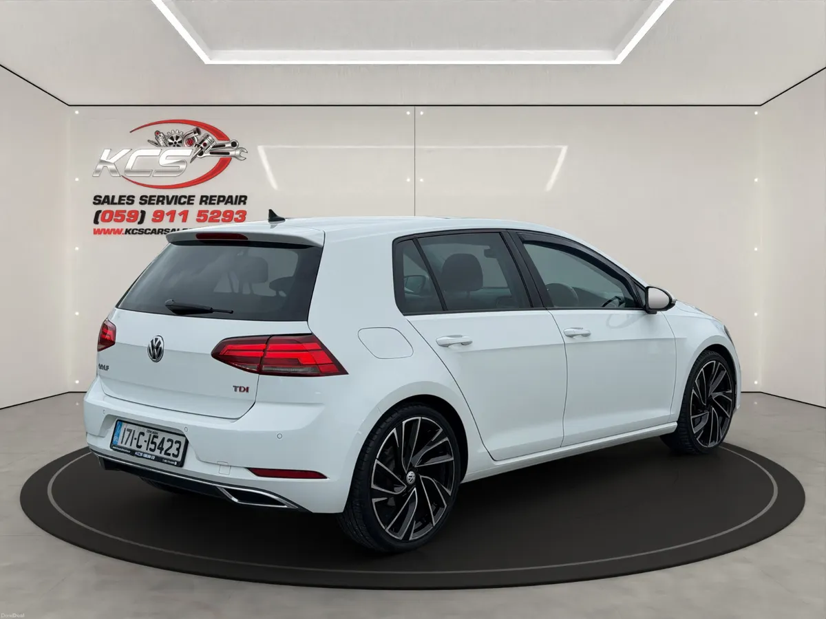2017 Volkswagen Golf GT - Pan Roof - Diesel - Image 6