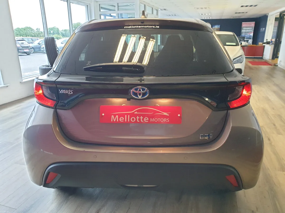 TOYOTA YARIS 1.5 HYBRID AUTO - Image 5