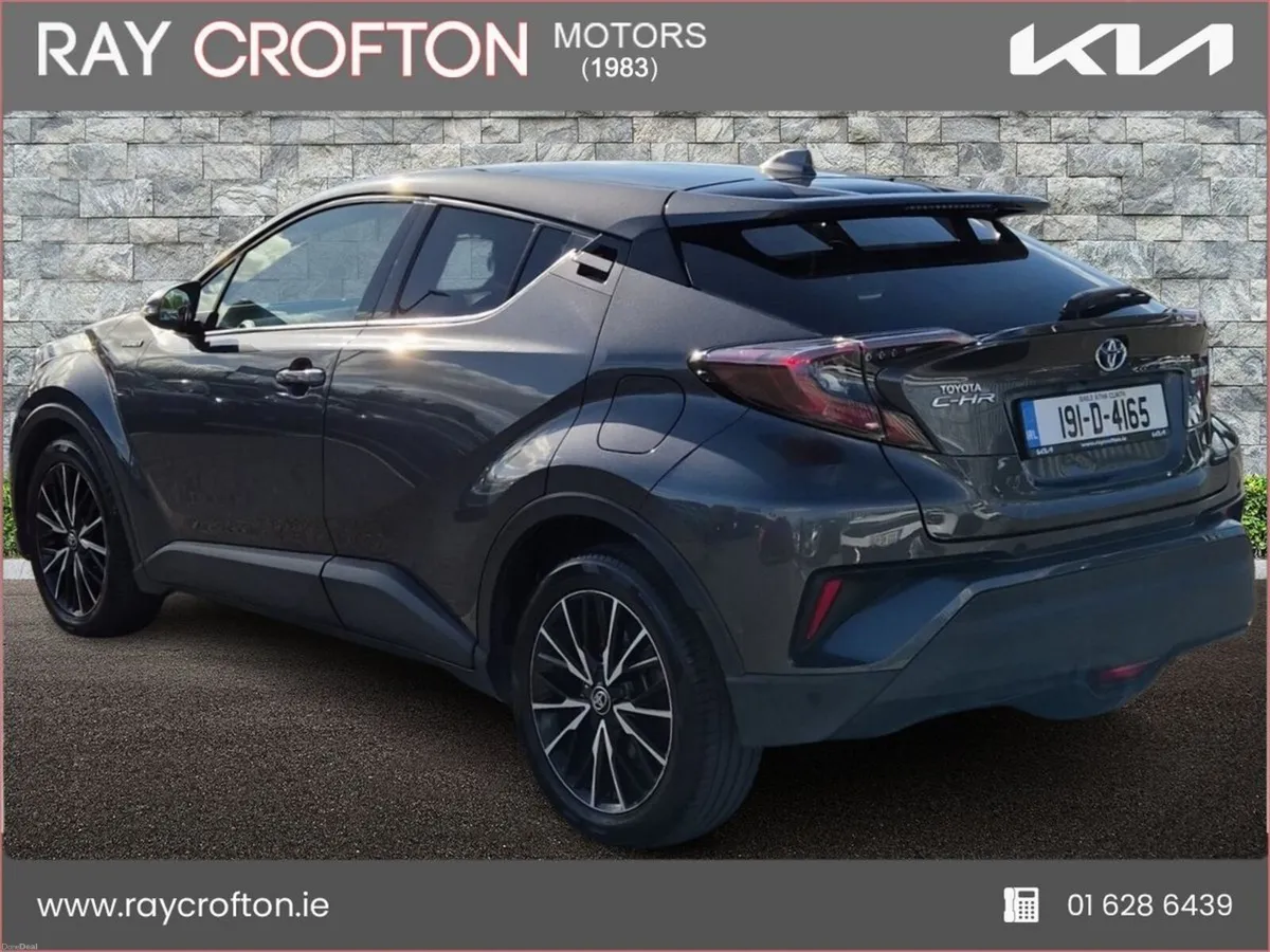 Toyota C-HR 1.8 HYBRID SOL - Image 3