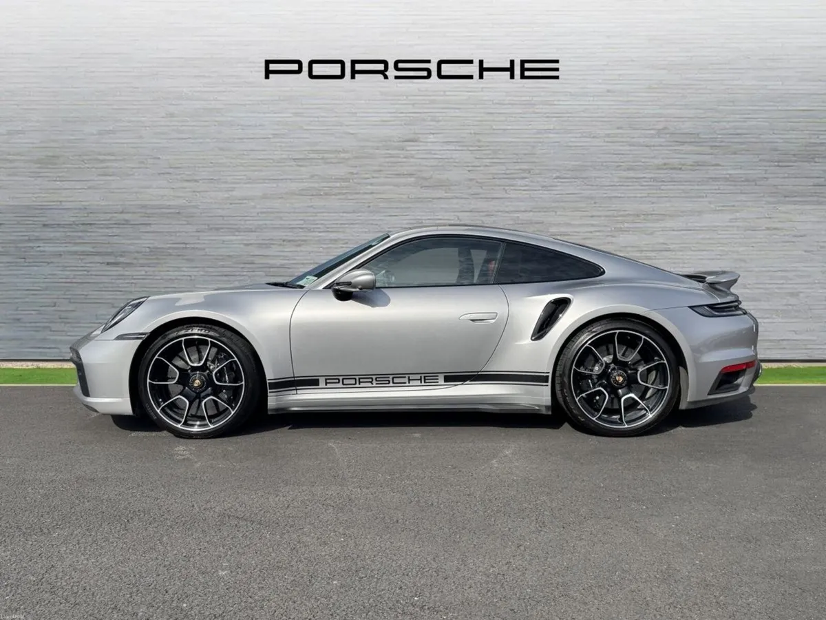 Porsche 911 Turbo S - Image 3