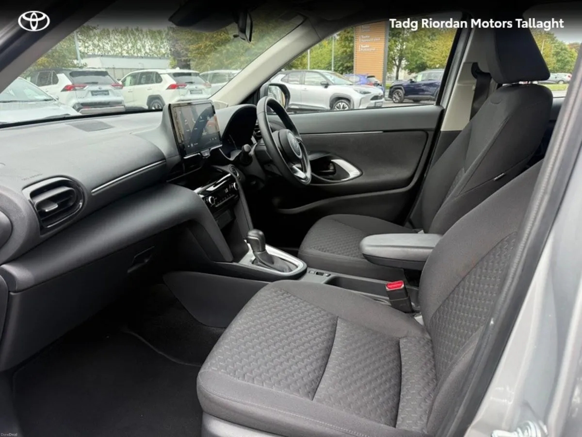 Toyota Yaris Cross CROSS LUNA - Image 6