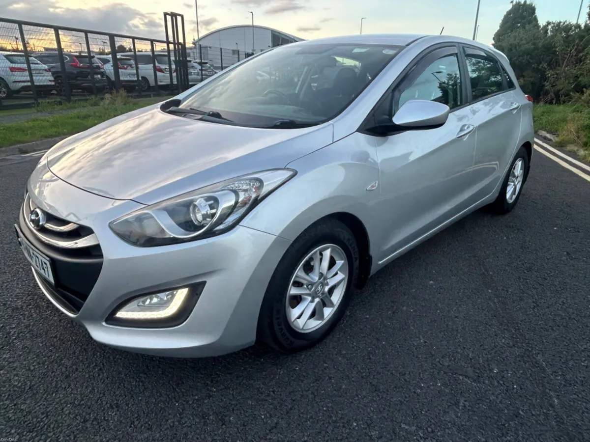 2015 HYUNDAI I301.6 CRDI DELUX - Image 6