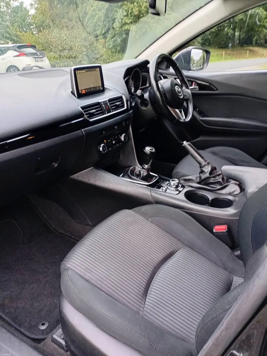 Car - Image 5