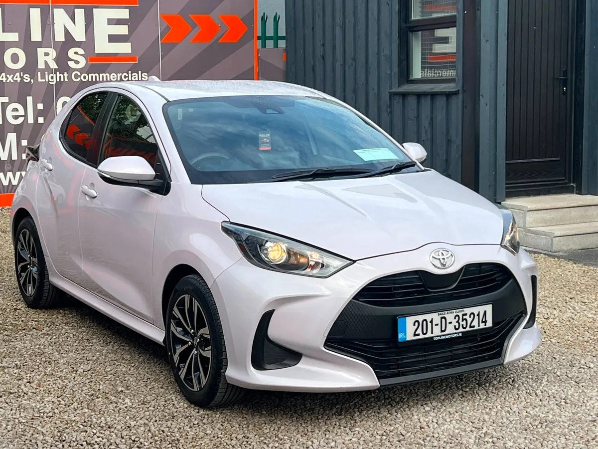 //STUNNING 1.0 PETROL//LOW KMS//IMMACULATE// - Image 5
