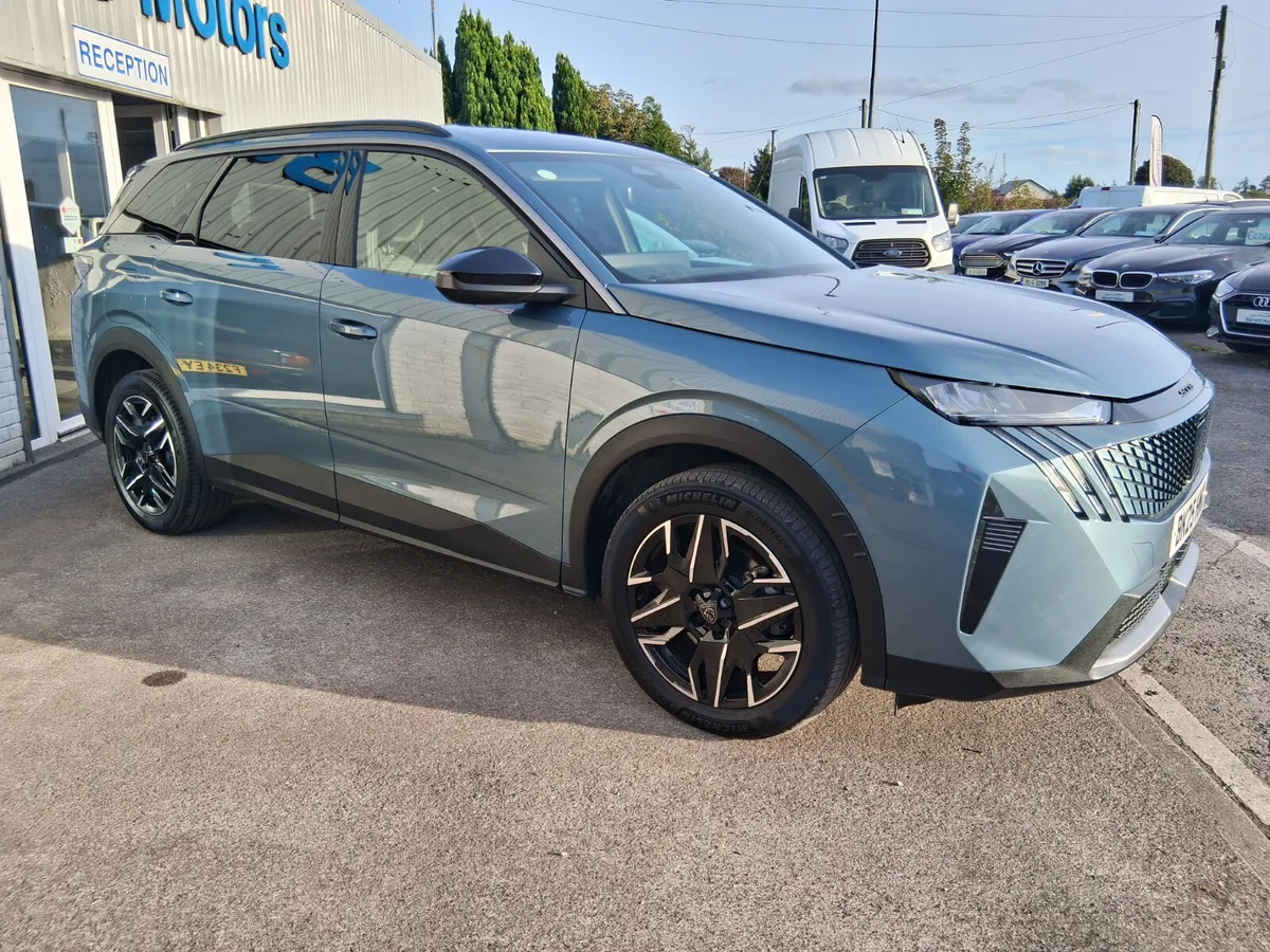 Peugeot 5008 2025 - Image 2