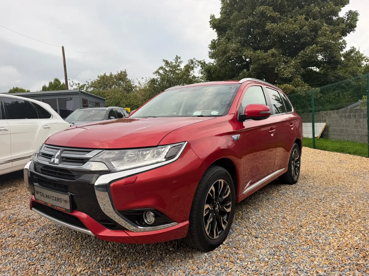 🇮🇪Mitsubishi Outlander 2.0 MIVEC 4AWD SUV (rare) - Image 5