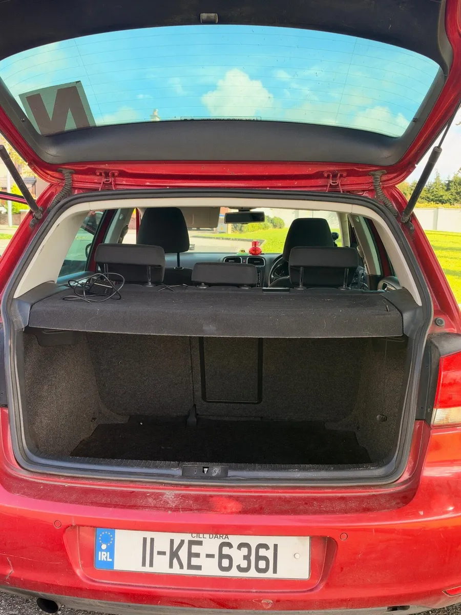 VOLKSWAGEN GOLF 1.6 TDI MATCH BLUEMOTION - Image 6