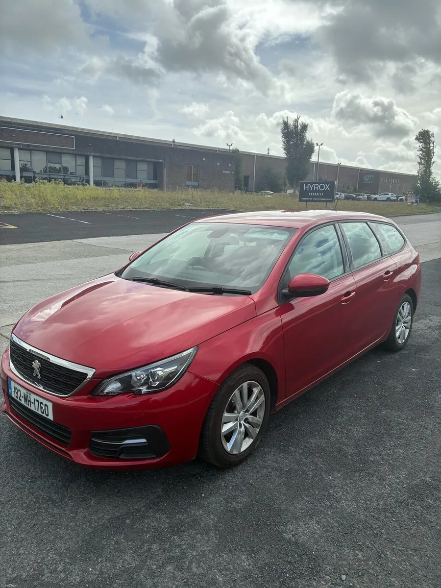 Peugeot 308 - Image 2